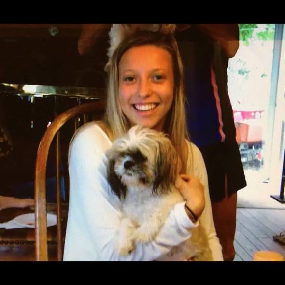 Meet your Posher, Rachel - Picture 1 of 1